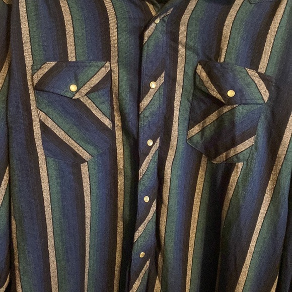 Wrangler western snap button down shirt size XL - Picture 4 of 5